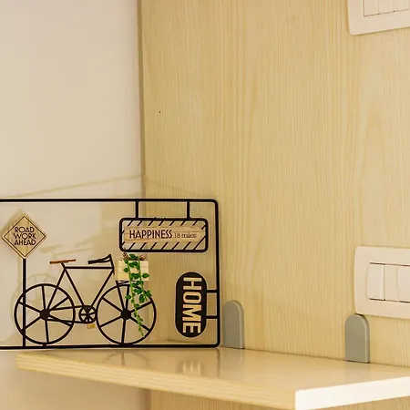 Private Garden & Garage - Self Check-in & Remote Access Côme