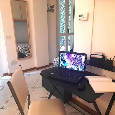 Private Garden & Garage - Self Check-in & Remote Access Côme
