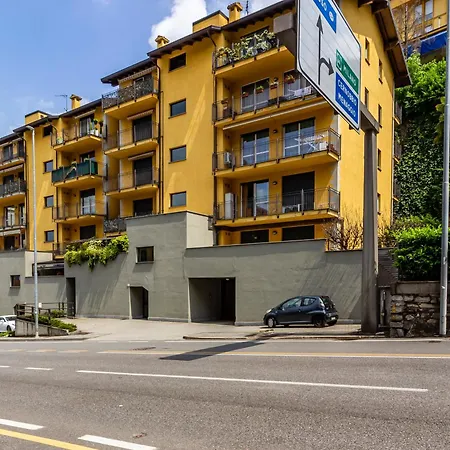 Appartement Private Garden & Garage - Self Check-in & Remote Access *